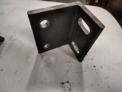 Body Mounting Angle Top Slotted | FFS-087 | 2200349 | 200-00062 | Warren Feed |