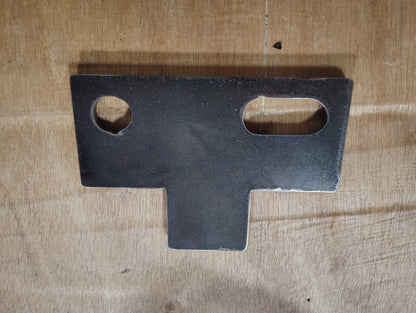 Hydraulic pump bracket | Fits P20 and P330 pumps |