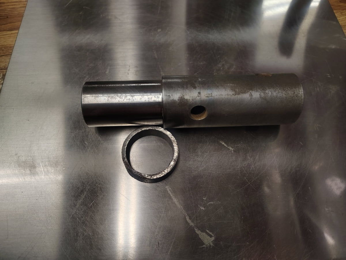 COUPLER SHAFT 1-3/8" OLD STYLE | 5514494 | KT PACER