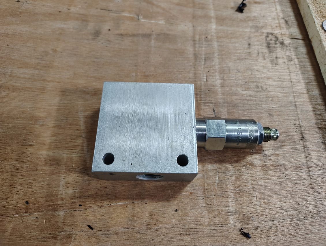 Over Center Valve | Warren Feed Equipment |