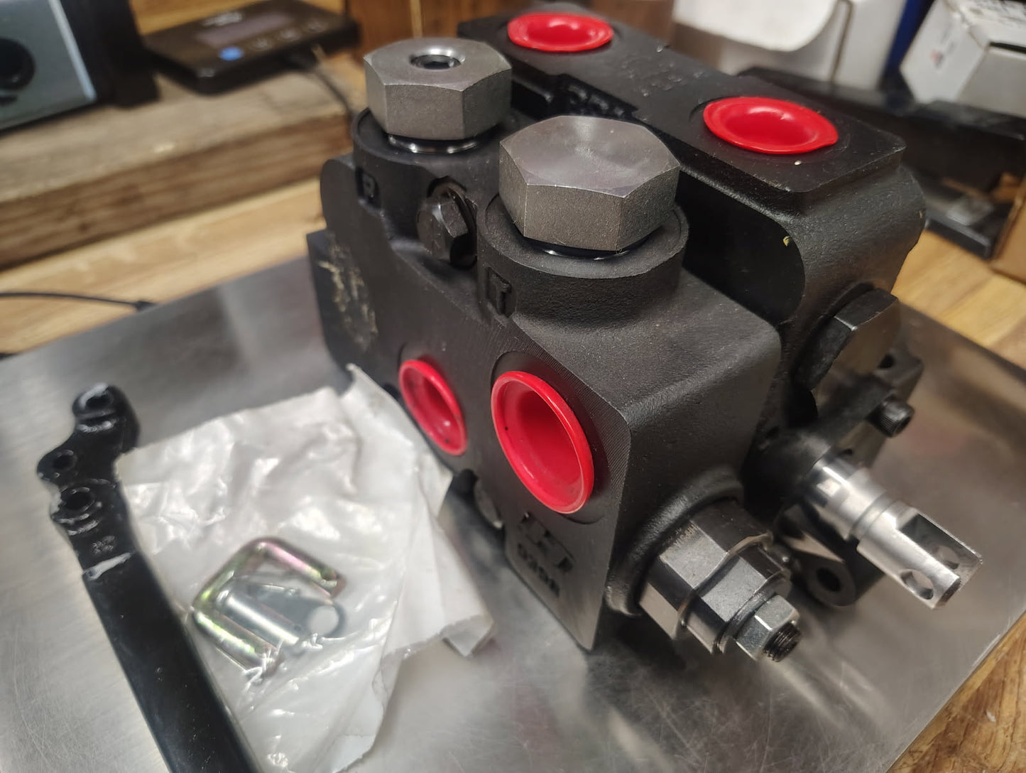 Single Bank Manual Valve | FHV-060 |
