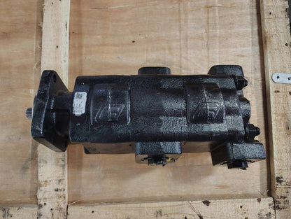 P330 Tandem Hydraulic Pump CW | KT Pacer | 55005562 |