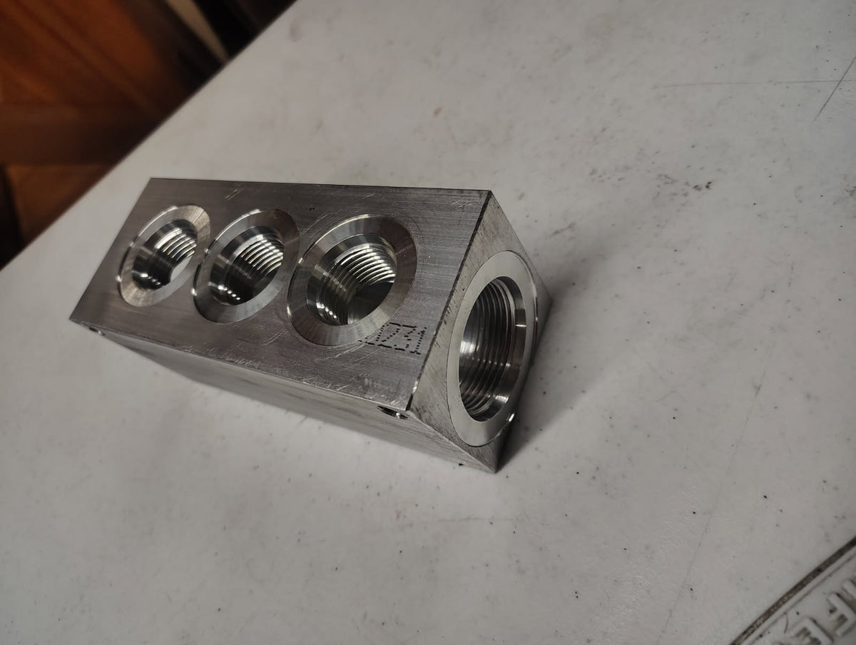Hydraulic Return Manifold | FHF-153 |